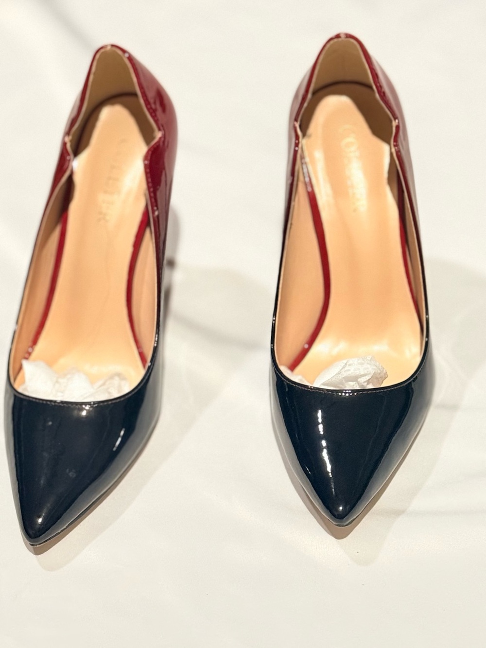 Black & Red Ombré Patent Leather Pointed Toe Pumps - Size 6.5